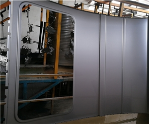 汽(qi)車殼(ke)體電(dian)泳噴(pen)淋陶(tao)化